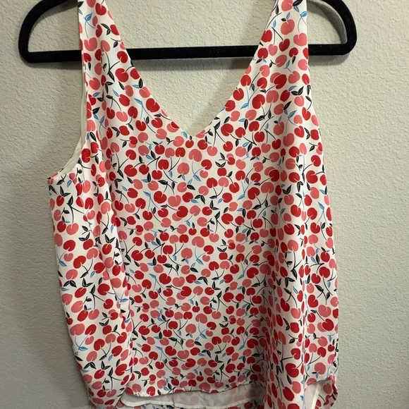 LOFT Red and Pink Floral Sleeveless Camisole - Picture 2 of 3